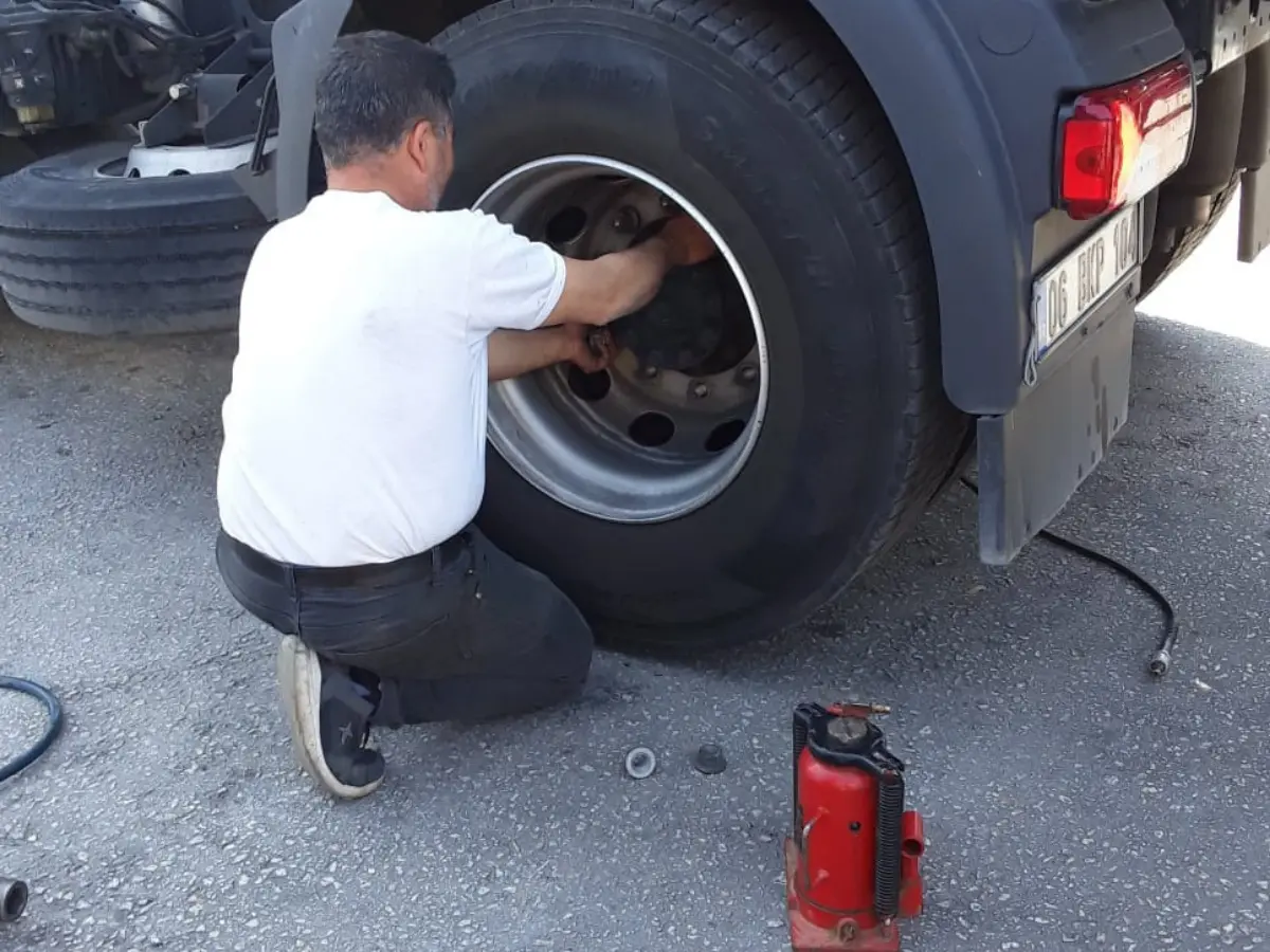 Ardanuç Oto Lastikçi